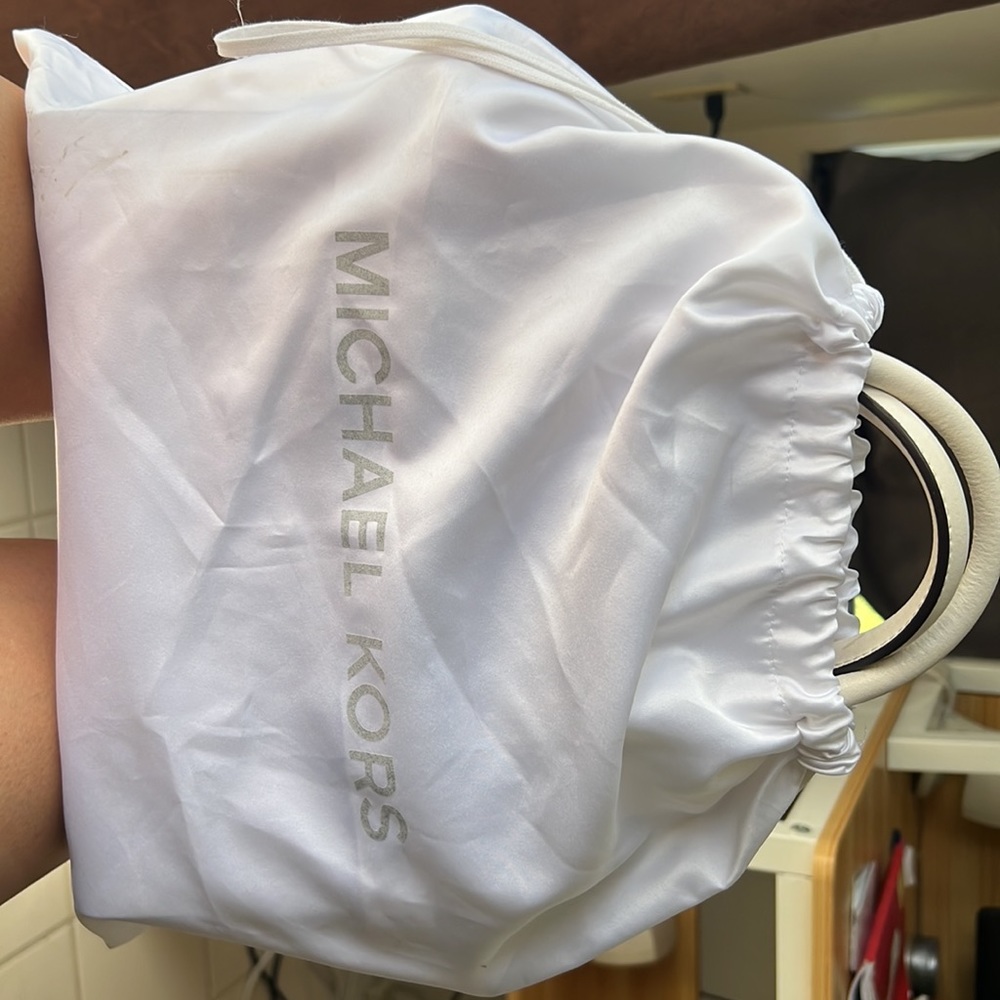 Michael Kors ✨ Handbag - Picture 6 of 6